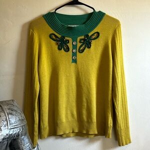 Charming Colorful Green Sweater Top